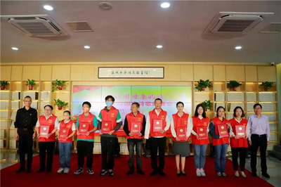 鹽城市亭湖區2022國慶詩歌朗誦會圓滿落幕，以詩傳情共慶華誕